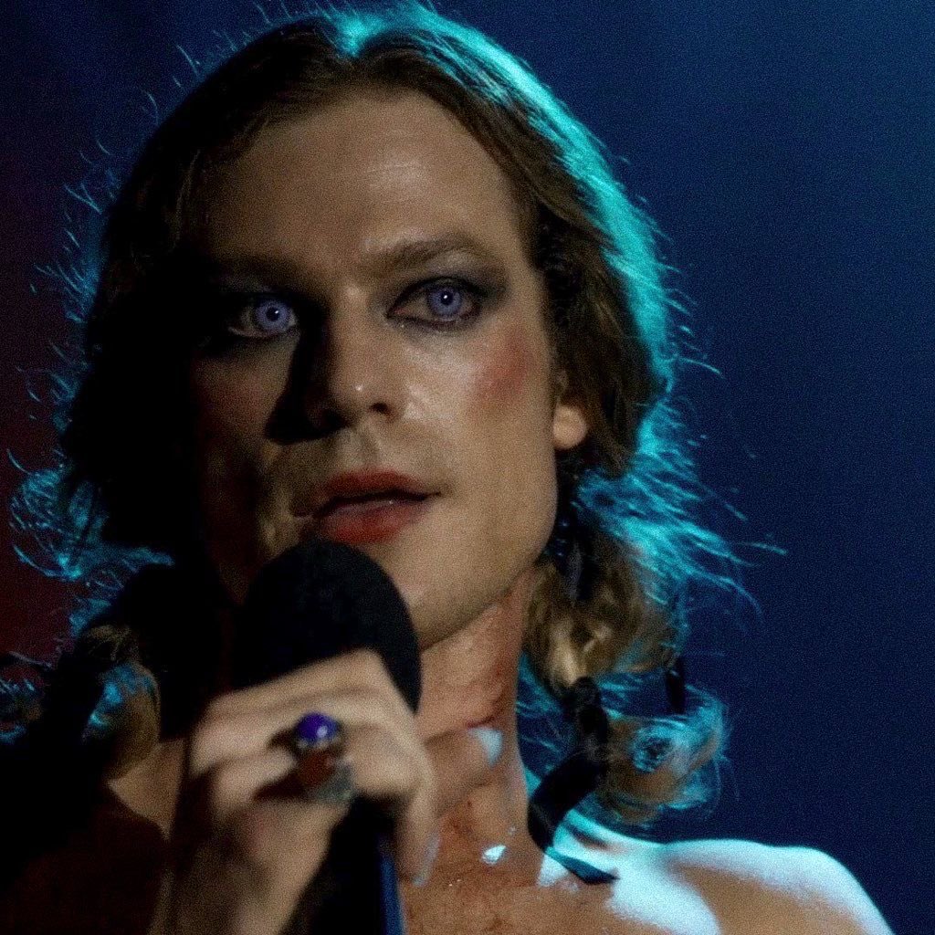 bald myha’la 🍨 tweet media