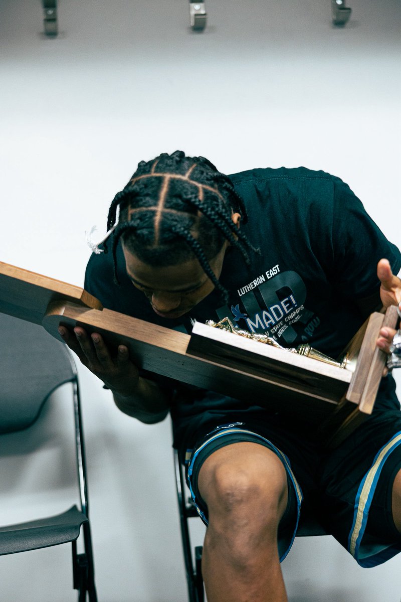 Chris Hill tweet media