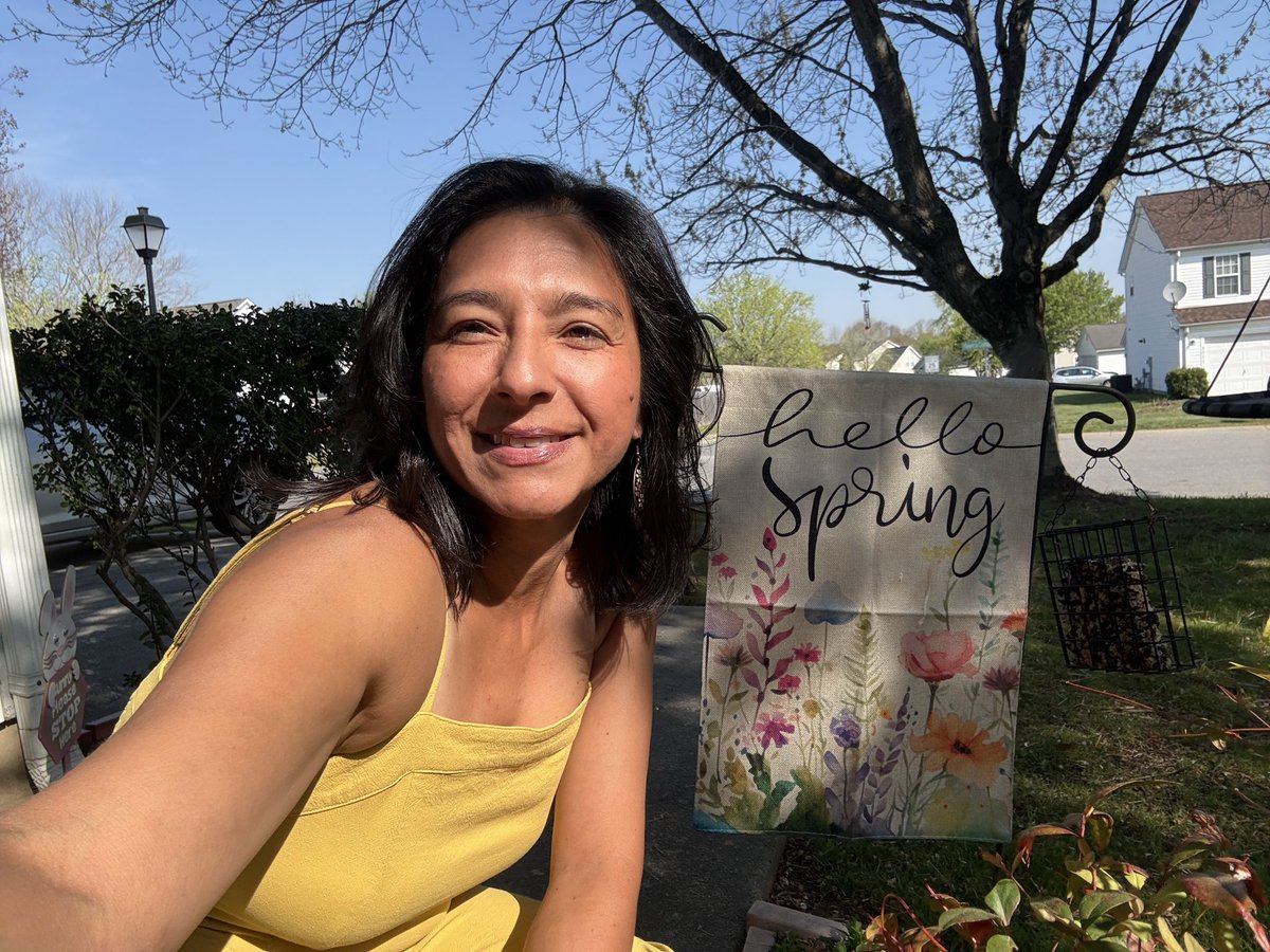 emilyfranESL's tweet image. #helloSpring #teacherLife 🍎✏️🇬🇹