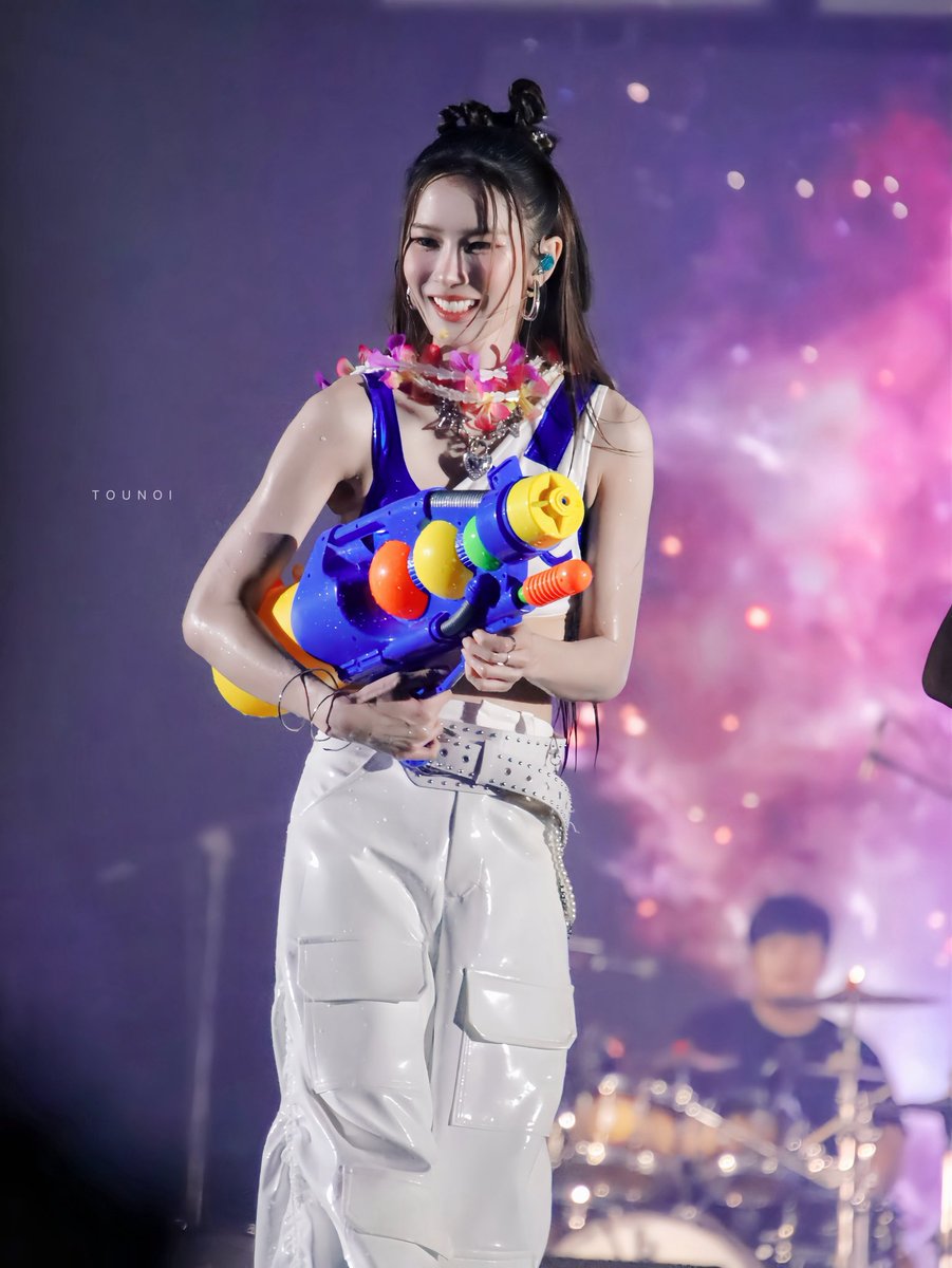 T O U N O I tweet media