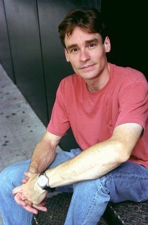 ellie🍊 tweet media