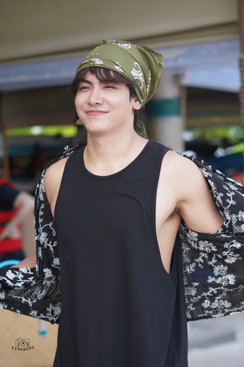 Rich коко J00NG tweet media