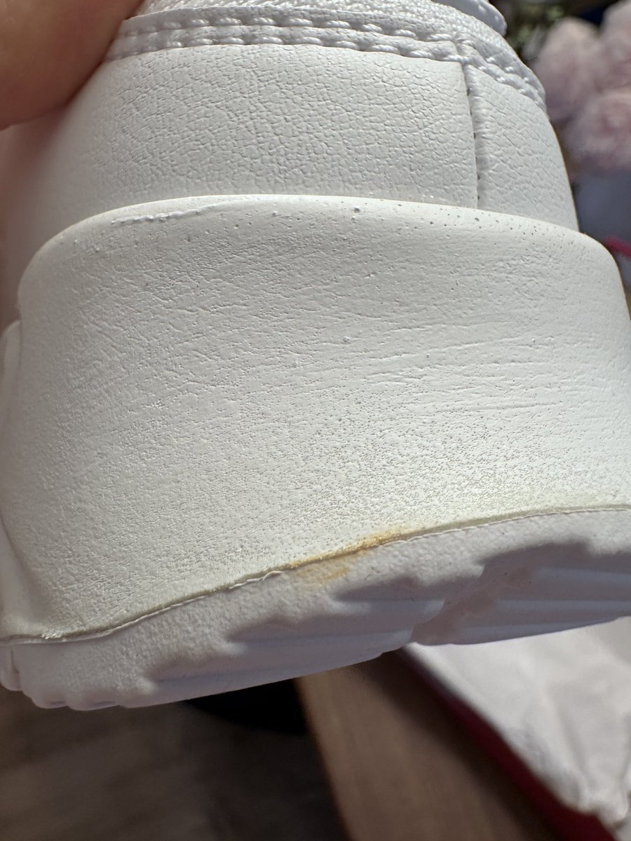 samantha james tweet media