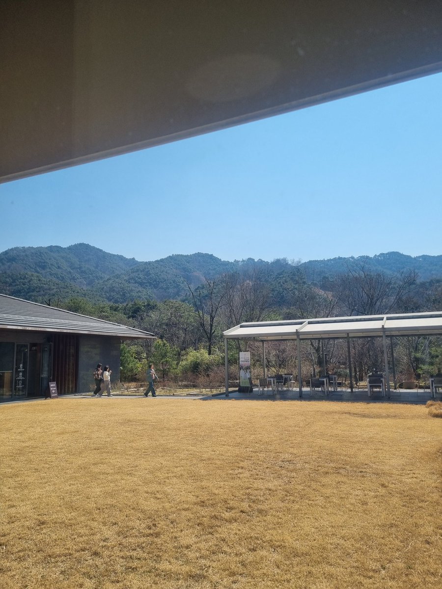 logorororo's tweet photo. 260321 남원여행
집밤담다(한식)-이담원(카페, 산책)~구서도역-산들다헌(카페)-광한루원-그린테이블(파스타) https://t.co/L1JuxUDEWq