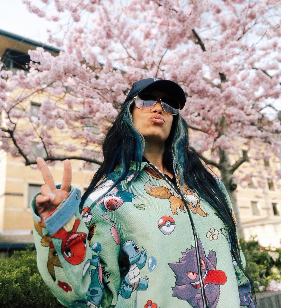 Account is dead for a while tweet media