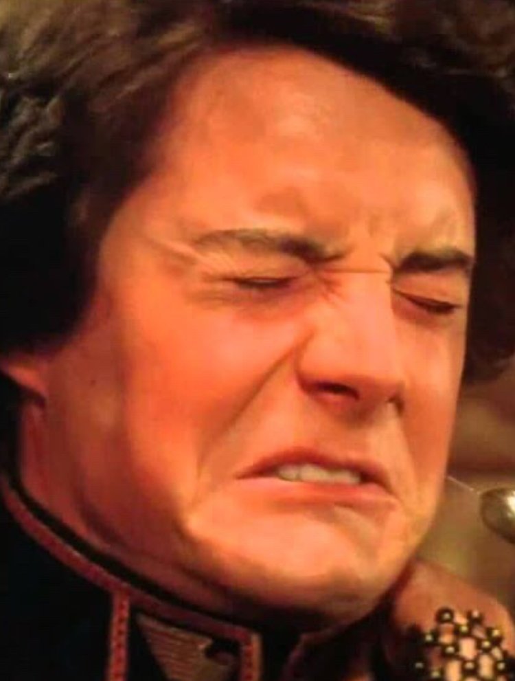 Linnae Bella tweet media