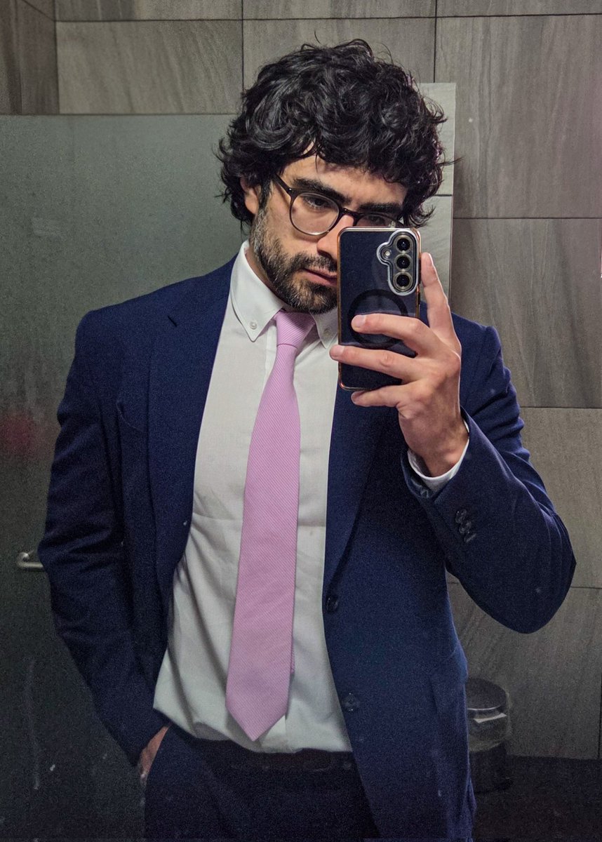 Sweaty bwoi tweet media