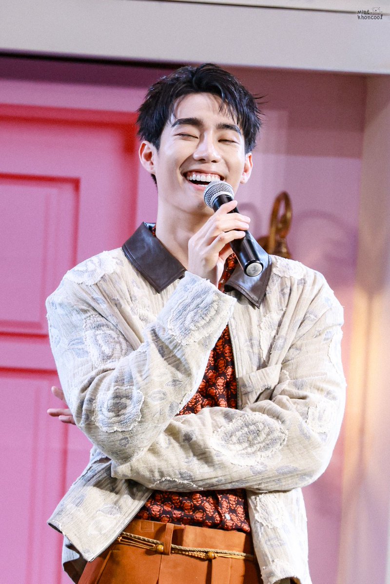 🐽มอมิ้น🐽 { slow 😫 } tweet media