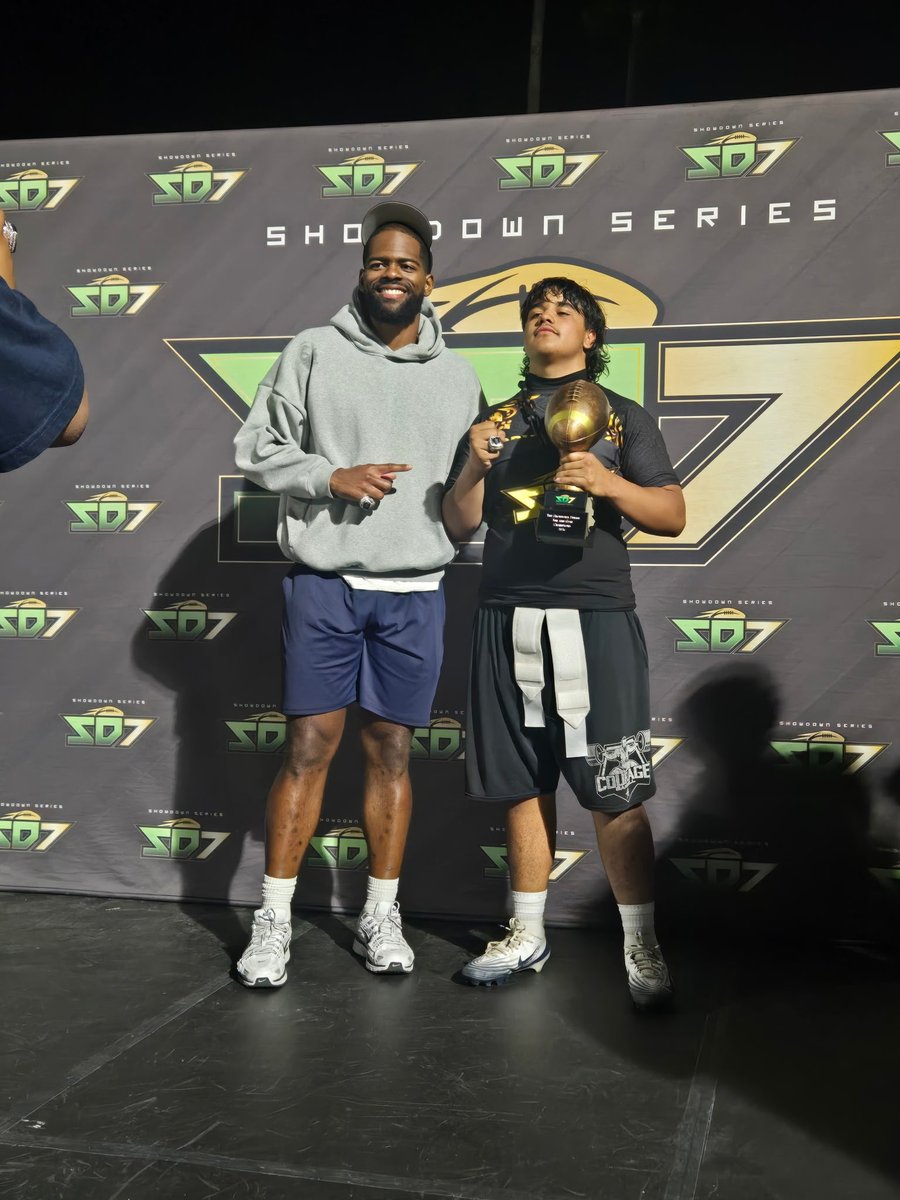 Jaz Bond tweet media