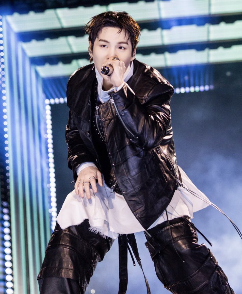 mely⁷ | ⊙⊝⊜ tweet media