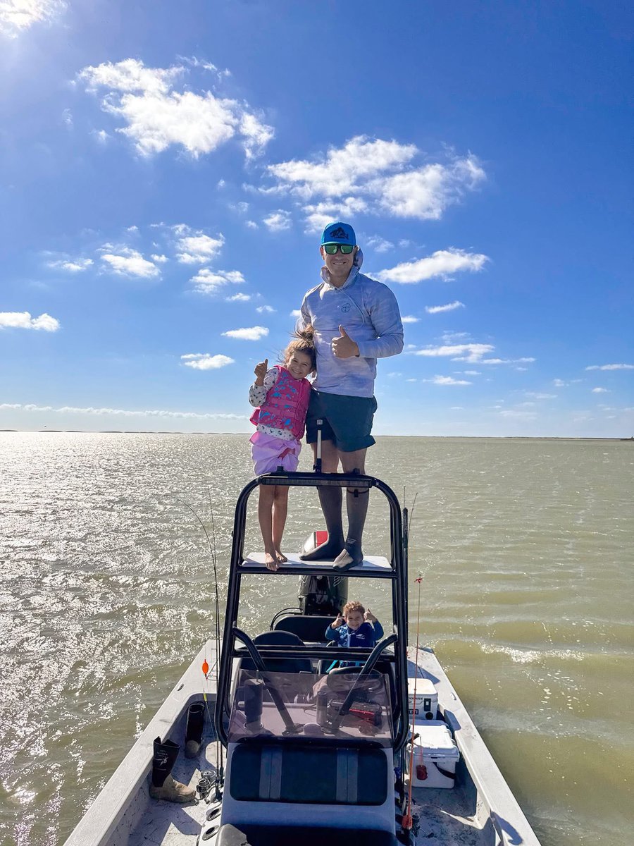 Eric D Flores tweet media