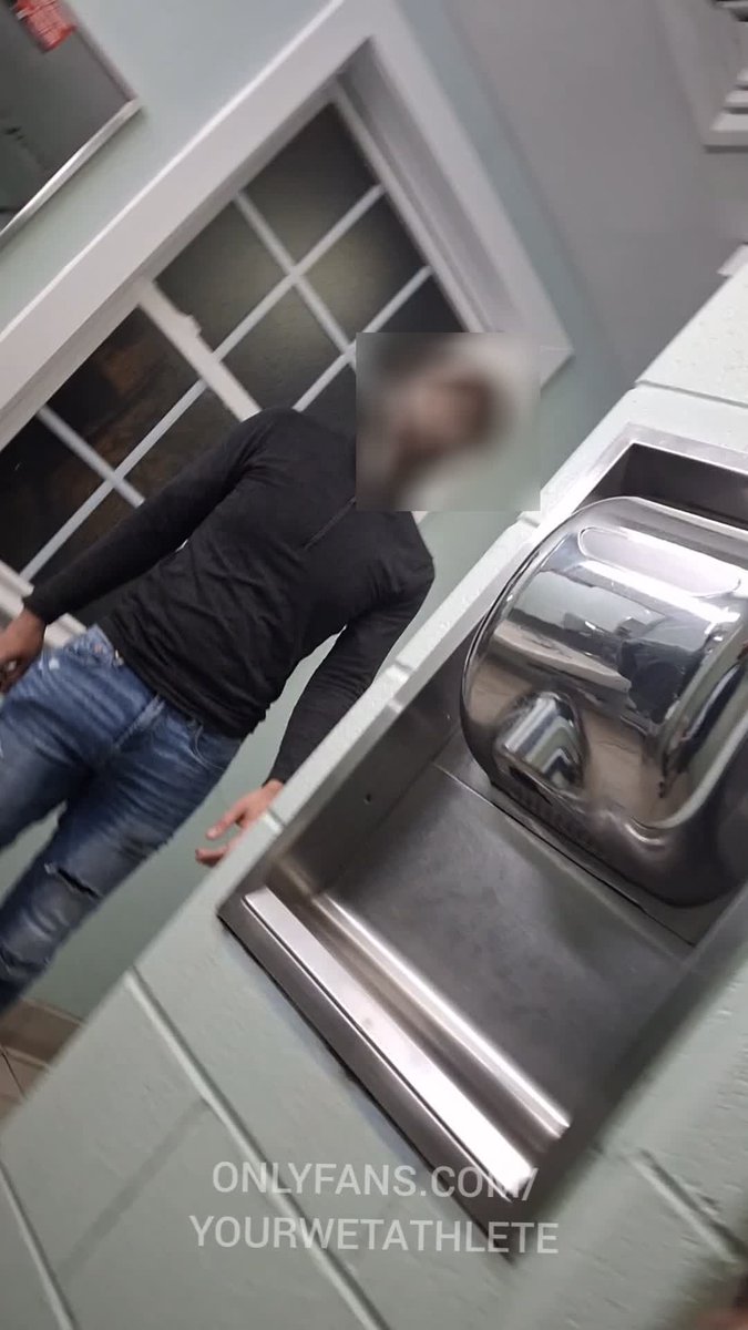 gaythlete tweet media