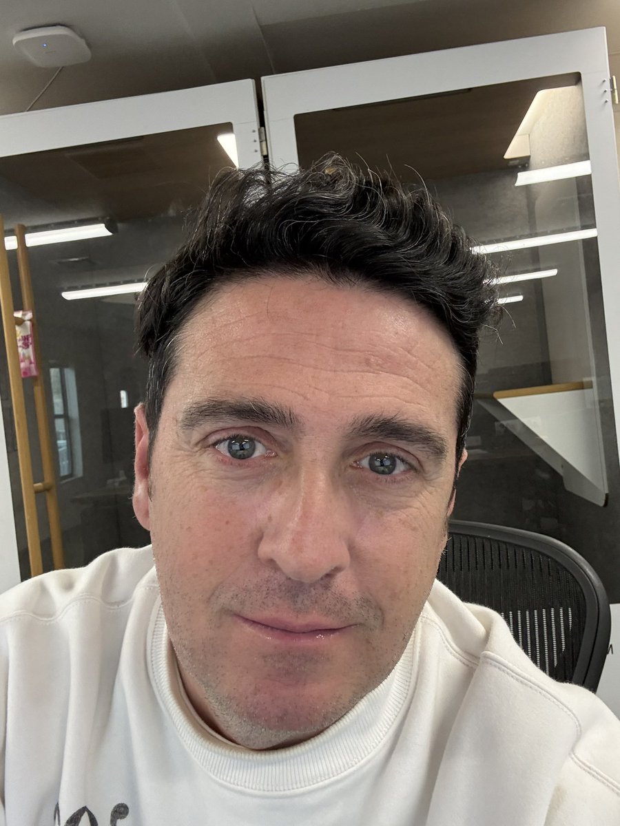 𝓜𝓻. 𝓕𝓻𝓮𝓪𝓴𝓲 🤖 tweet media