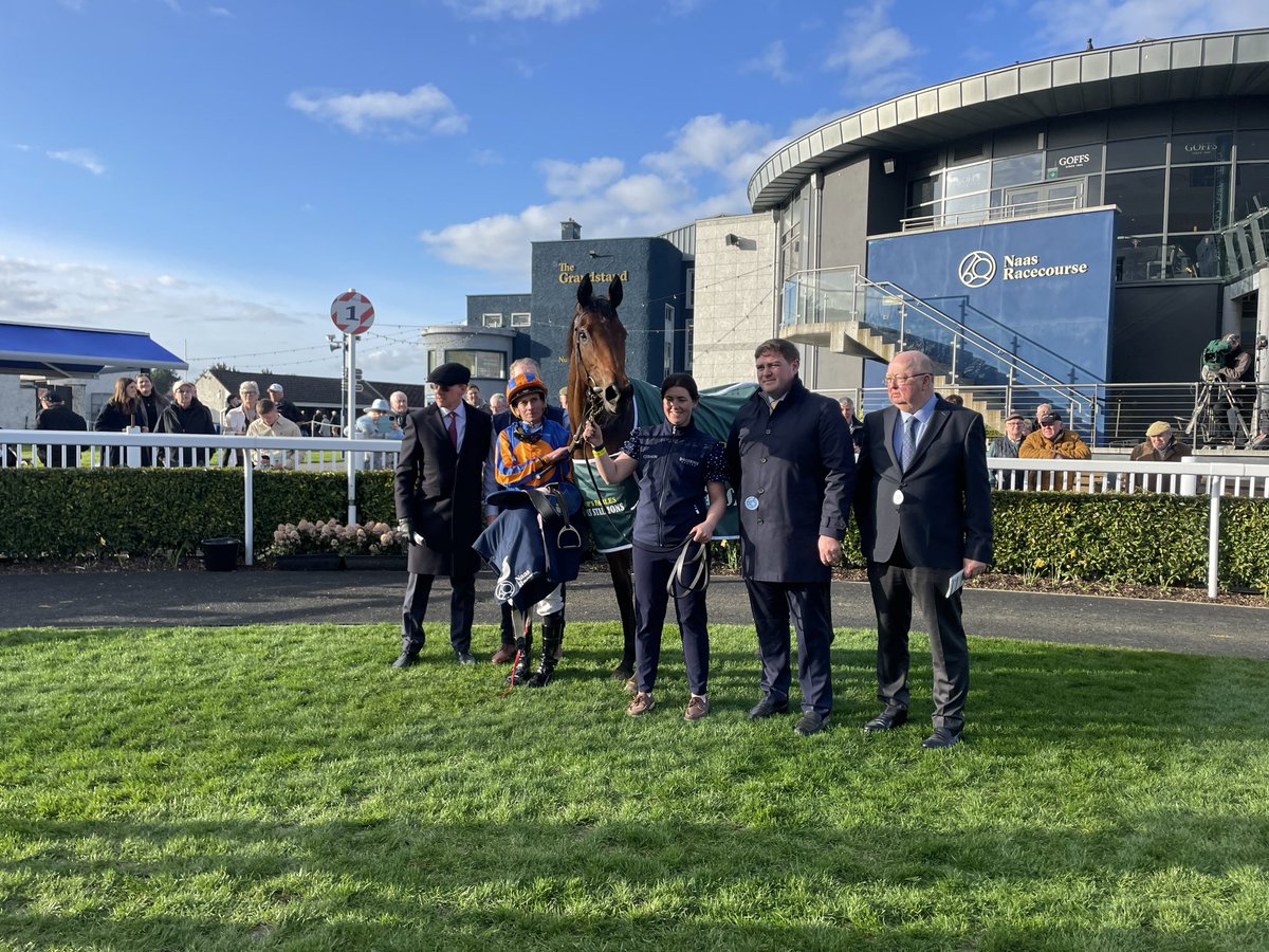 Naas Racecourse tweet media