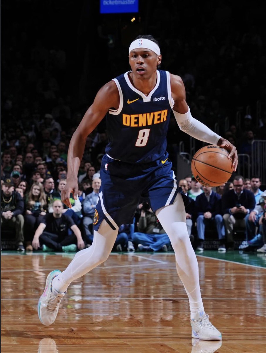 DashProps tweet media