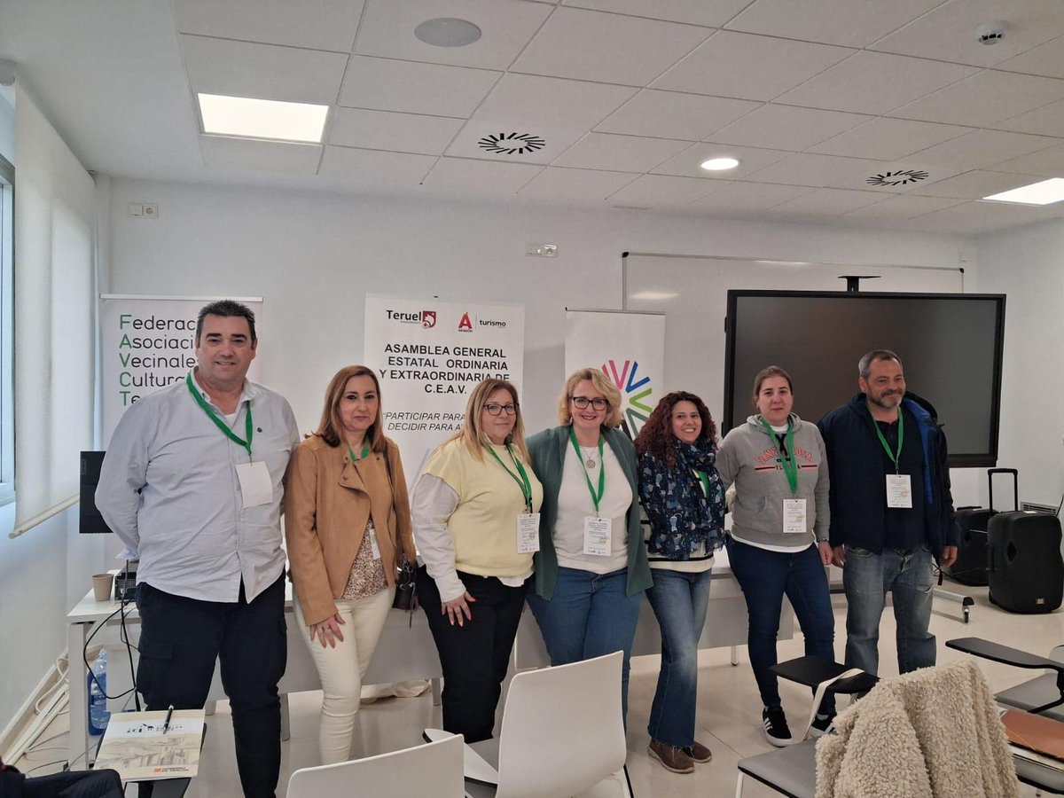 🔊 Al-Zahara 💪 informa.

👉 Córdoba, a través de la Federación de Asociaciones Vecinales y su presidenta, Isa Sereno, refuerza su presencia dentro del movimiento vecinal estatal.

👉 Ahora contamos con una vocalía en la junta directiva 👏 y ganamos peso a nivel nacional.

👇