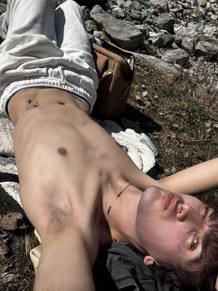 Jsuis Pas Un Twink (Crise de la trentaine édition) tweet media