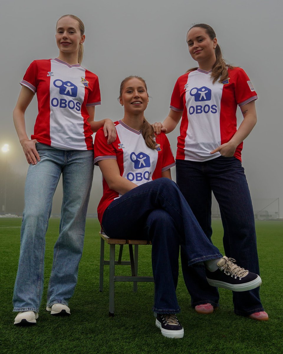 Lyn Damer tweet media