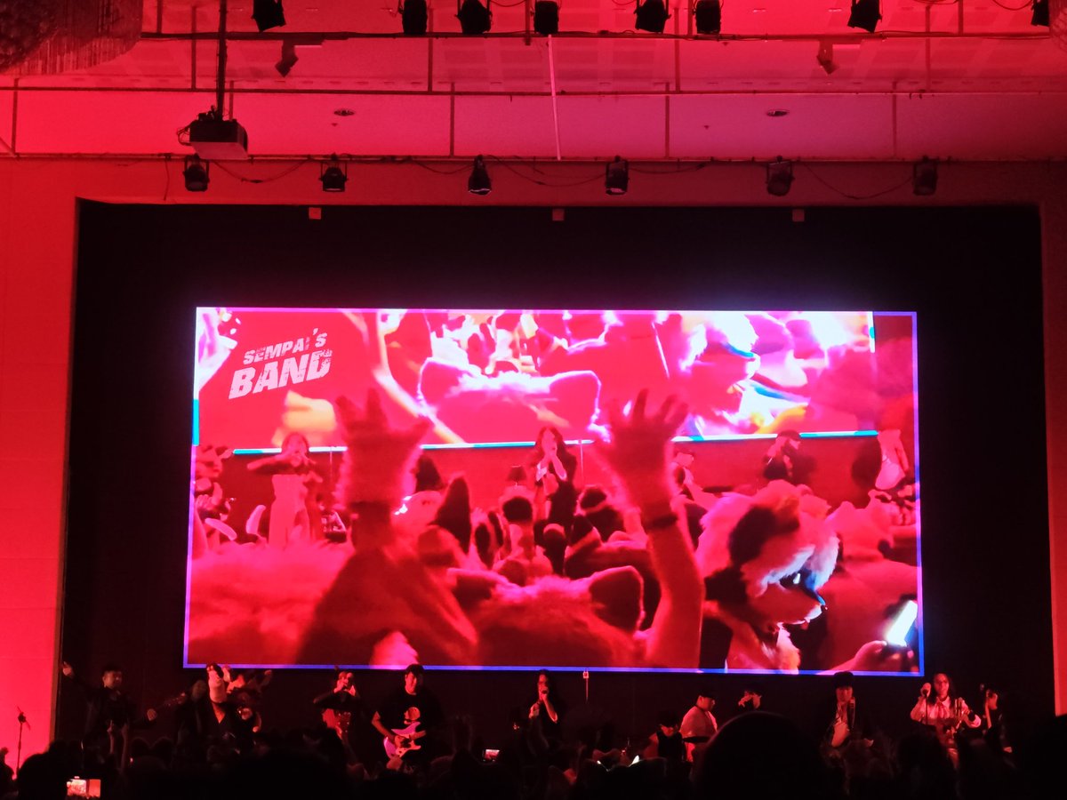 Squeaky Swirly Dragon tweet media