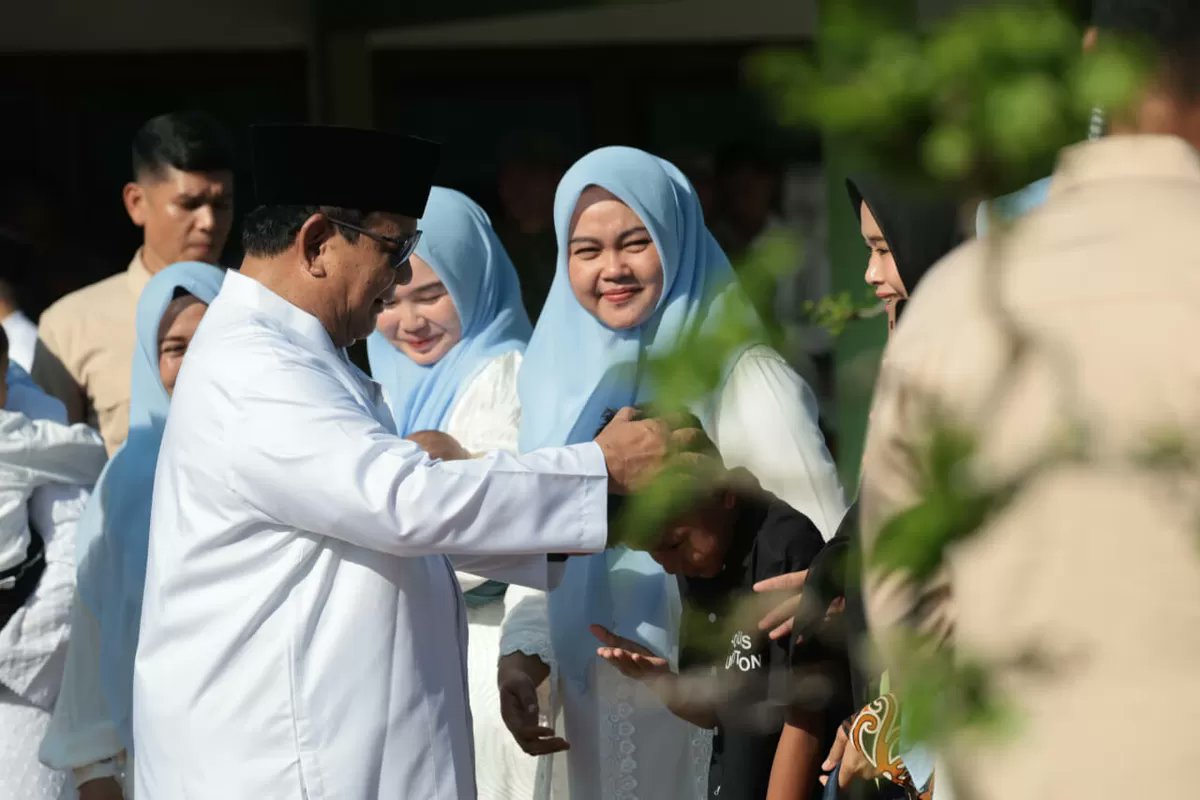 BeritaBulukumba's tweet photo. Kunjungan Prabowo ke Aceh Tamiang Tuai Apresiasi dan Harapan Warga

https://t.co/pPG1ZnM7Yl https://t.co/q46UtmFmEk