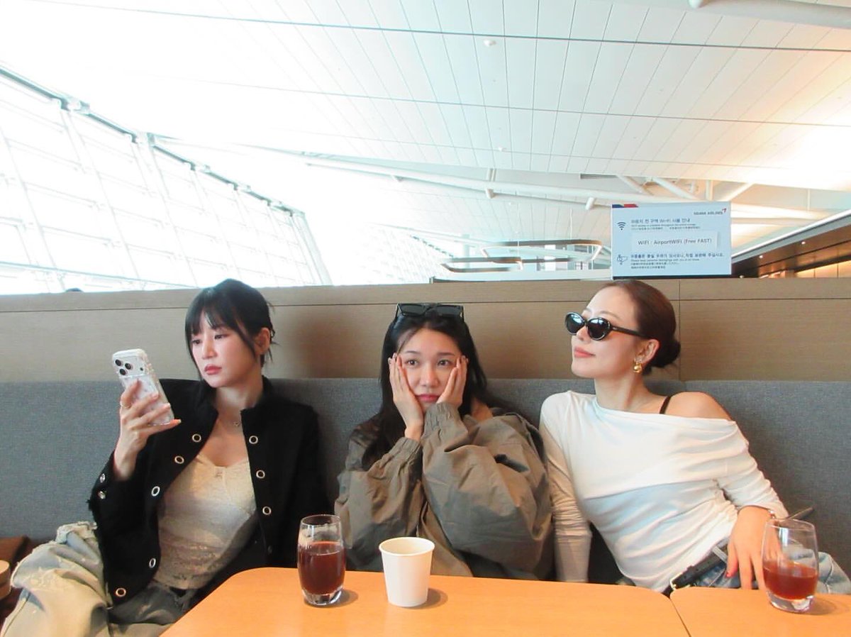 Apink Pics tweet media