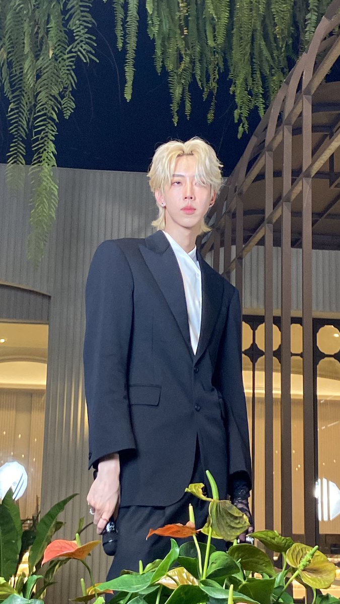 ถึงนครปฐมเป็นที่เรียบออก ออกจากงาน 21:20 ถึงบ้านเที่ยงคืน ถามว่าไปอีกมั้ยตอบเลยว่าไปอีก #sgsupatt