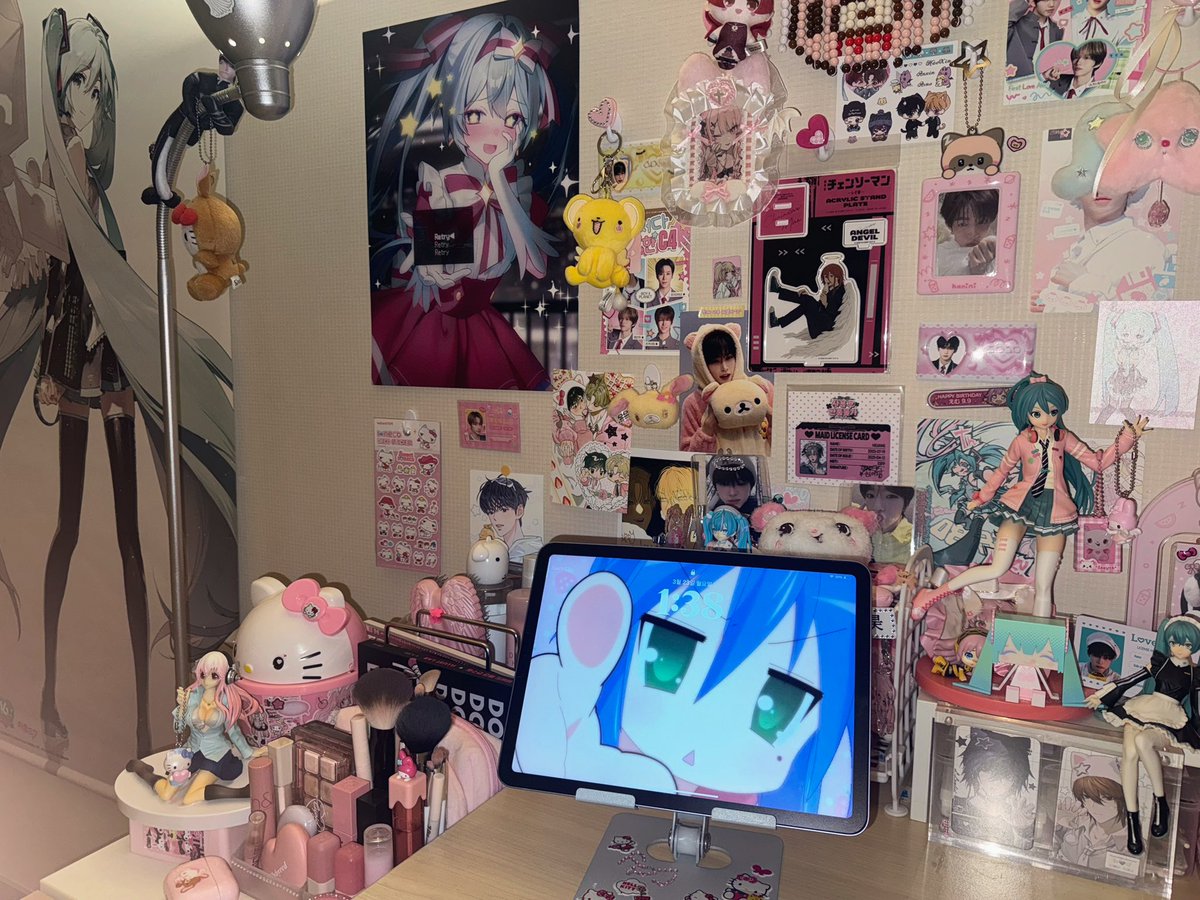 후지나대 모쿠♥︎(ALPHA WOLF🐺가되려고수련중에늑대무리에들어감) tweet media