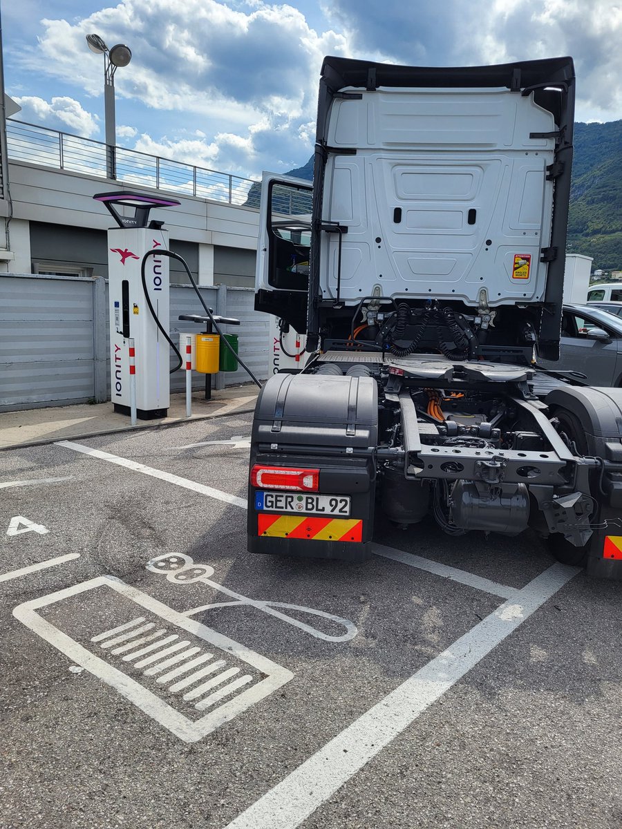 Hanno Klausmeier tweet media