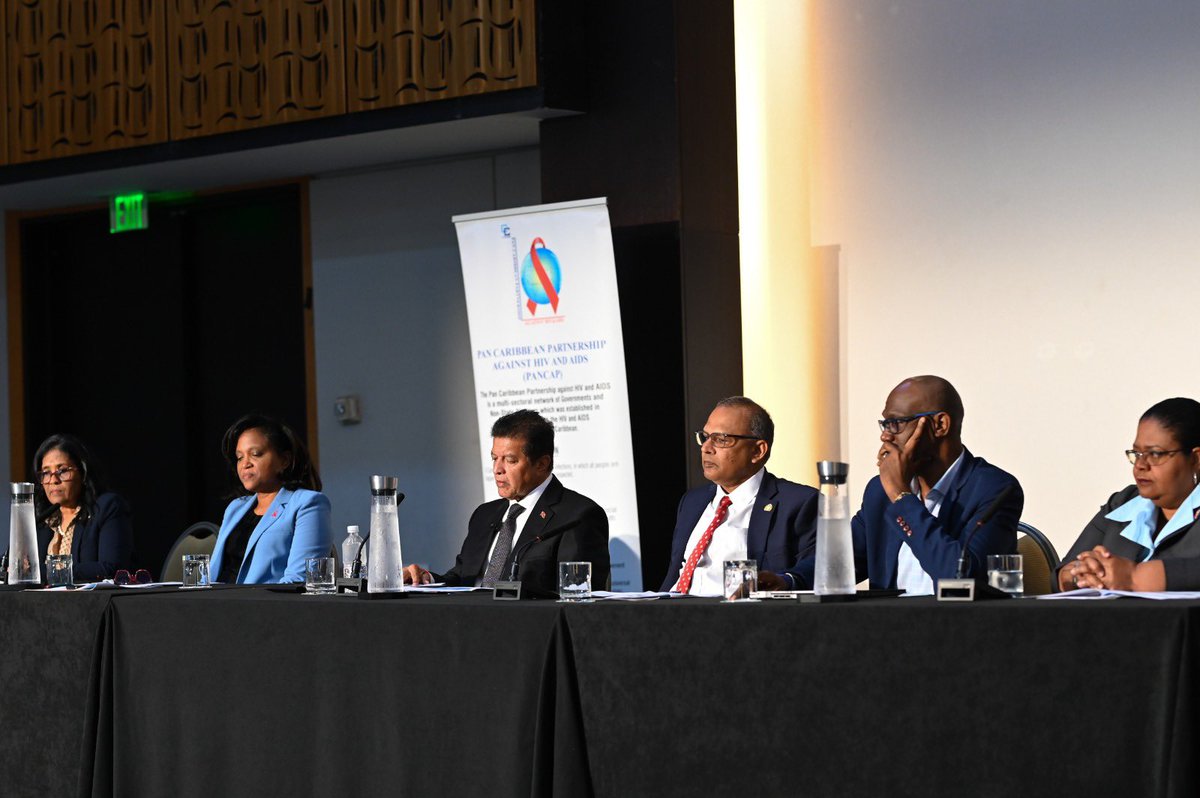 mohguyana's tweet photo. Dr Frank Anthony is urging renewed action to end AIDS in the Caribbean.
Deaths are down 60% since 2010 but 15,000 new HIV infections still occur yearly, with young people most affected.
With better tools available, the focus must be on access, prevention &amp; sustainable financing. https://t.co/blL9ZFUra3