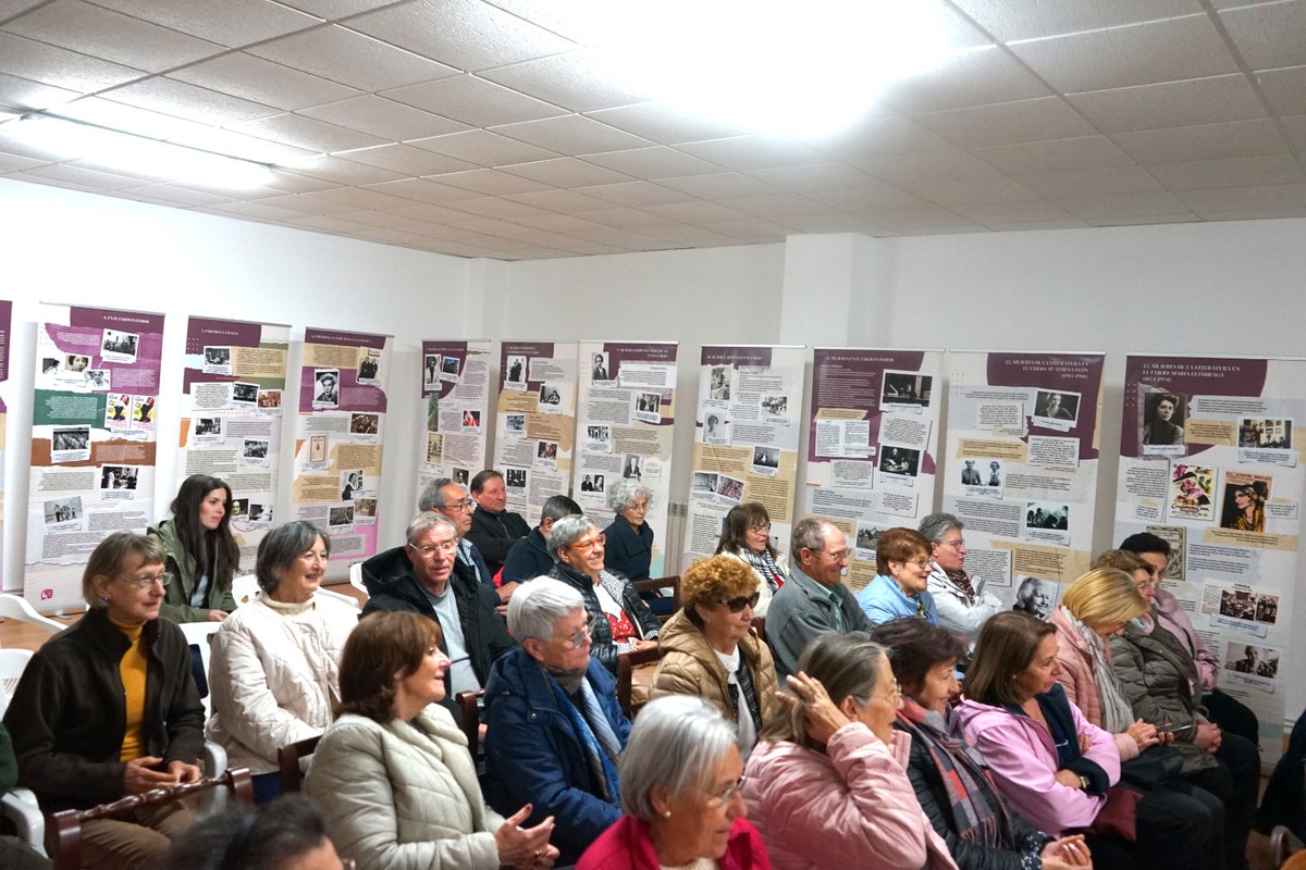 Fundación 14 d Abril tweet media