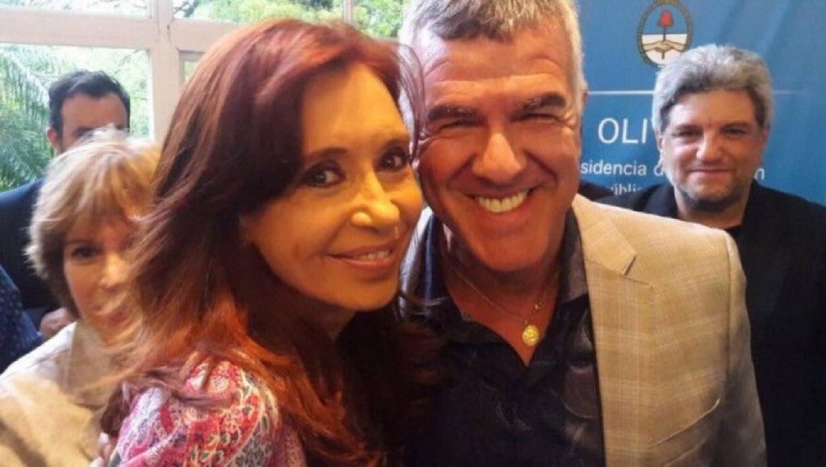 El Pelado De La TV tweet media