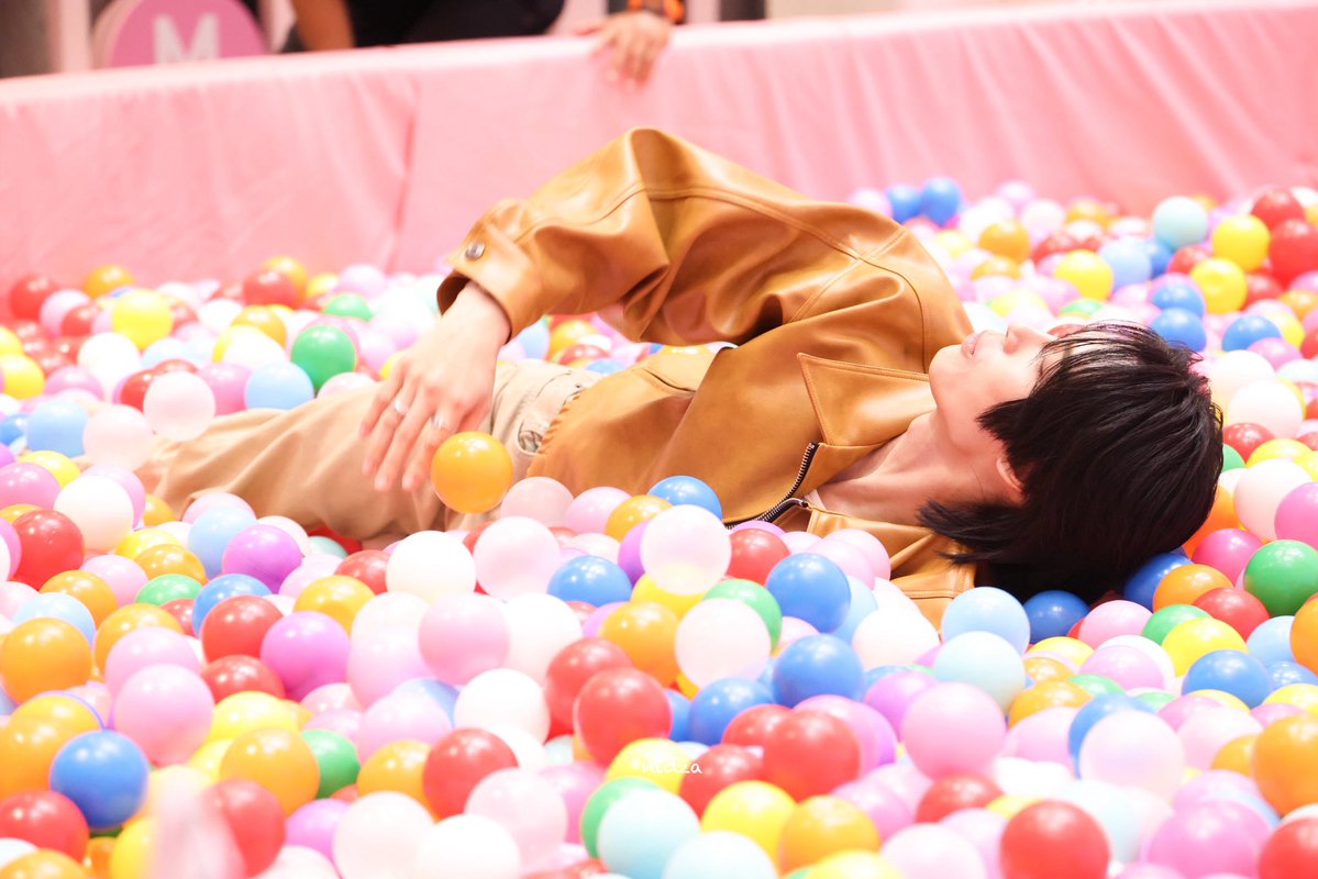 WIN 🐰 LUKEMICK🦊 STATION tweet media