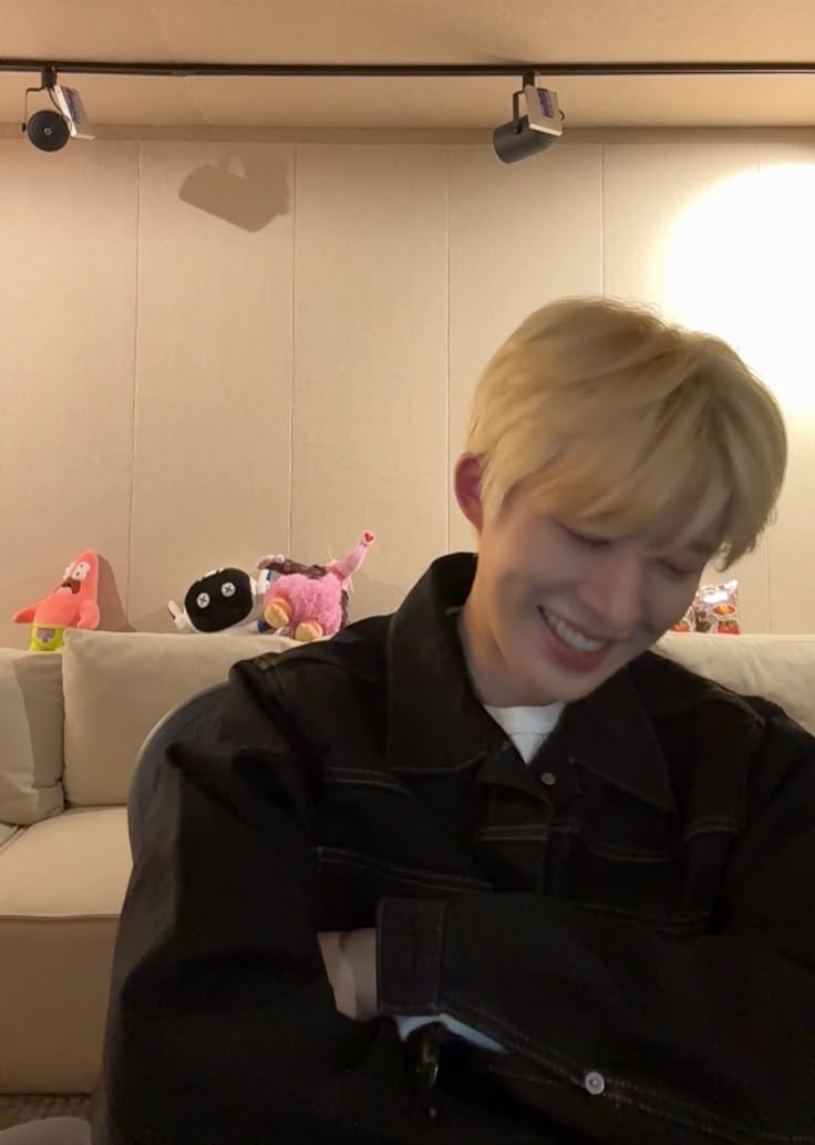 hanbin archive tweet media