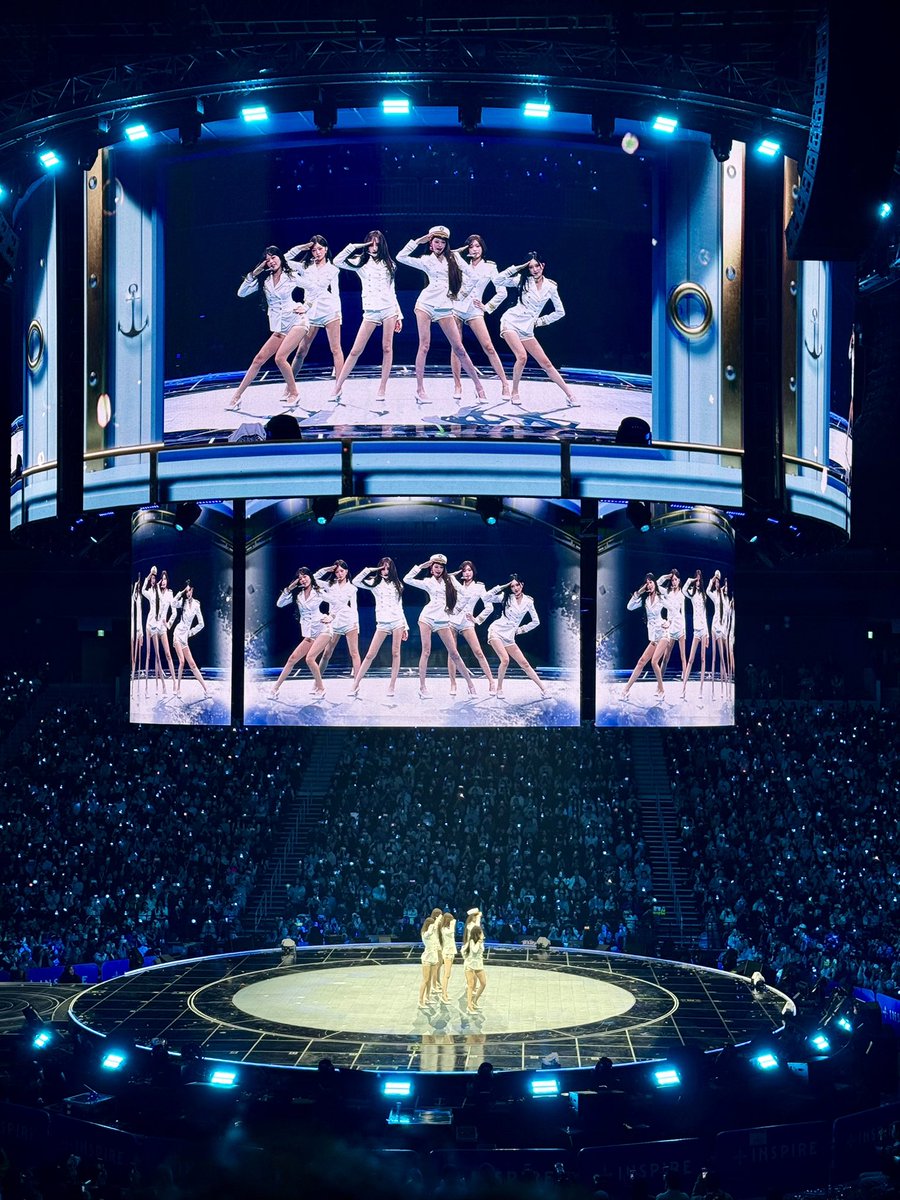 𝗭𝘇.. tweet media