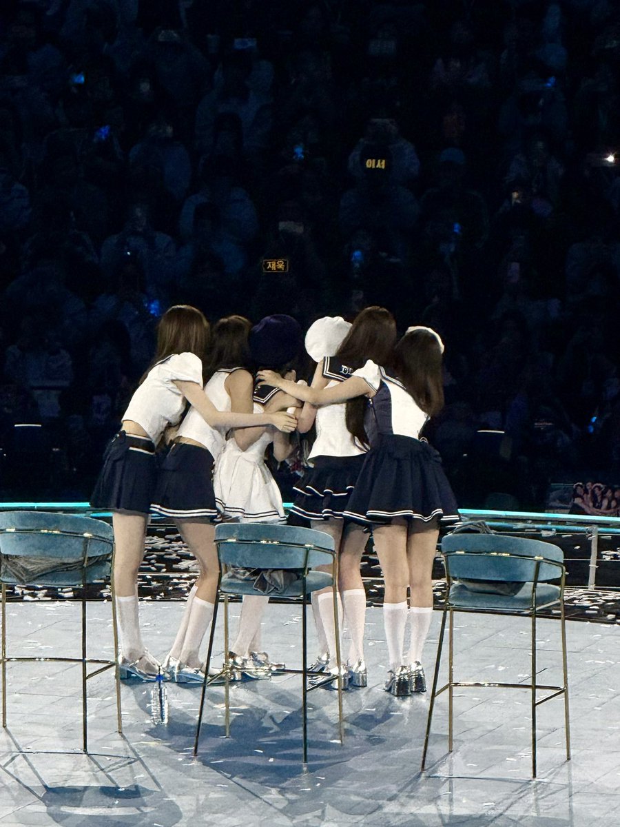 𝗭𝘇.. tweet media