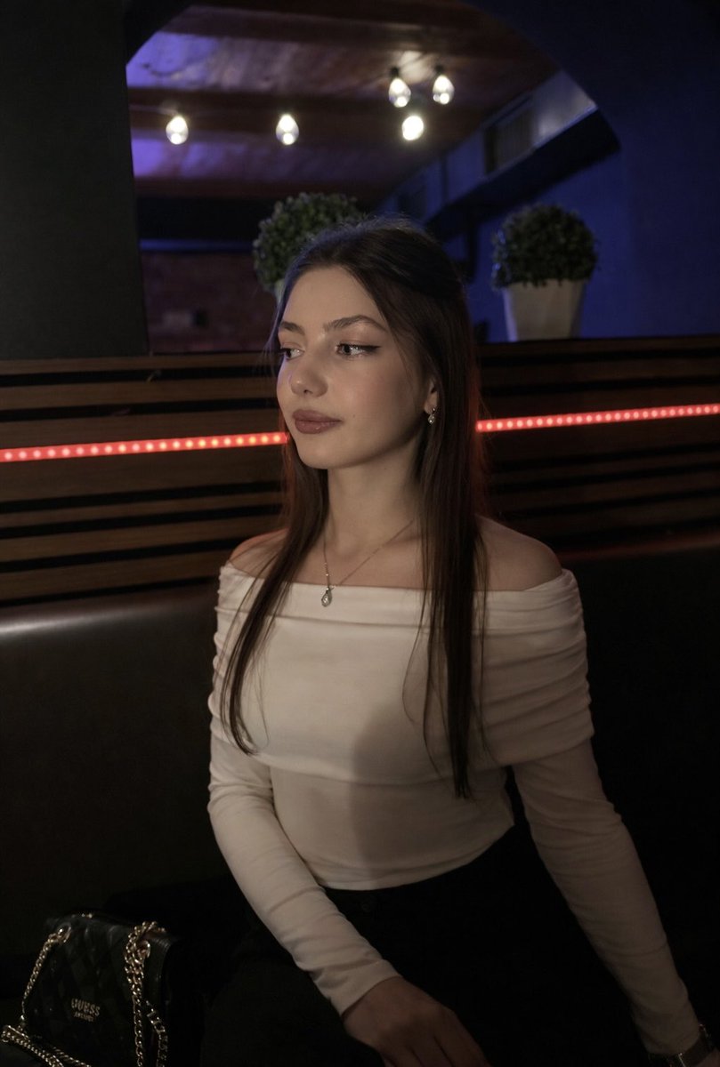 Alinetla🦋 tweet media