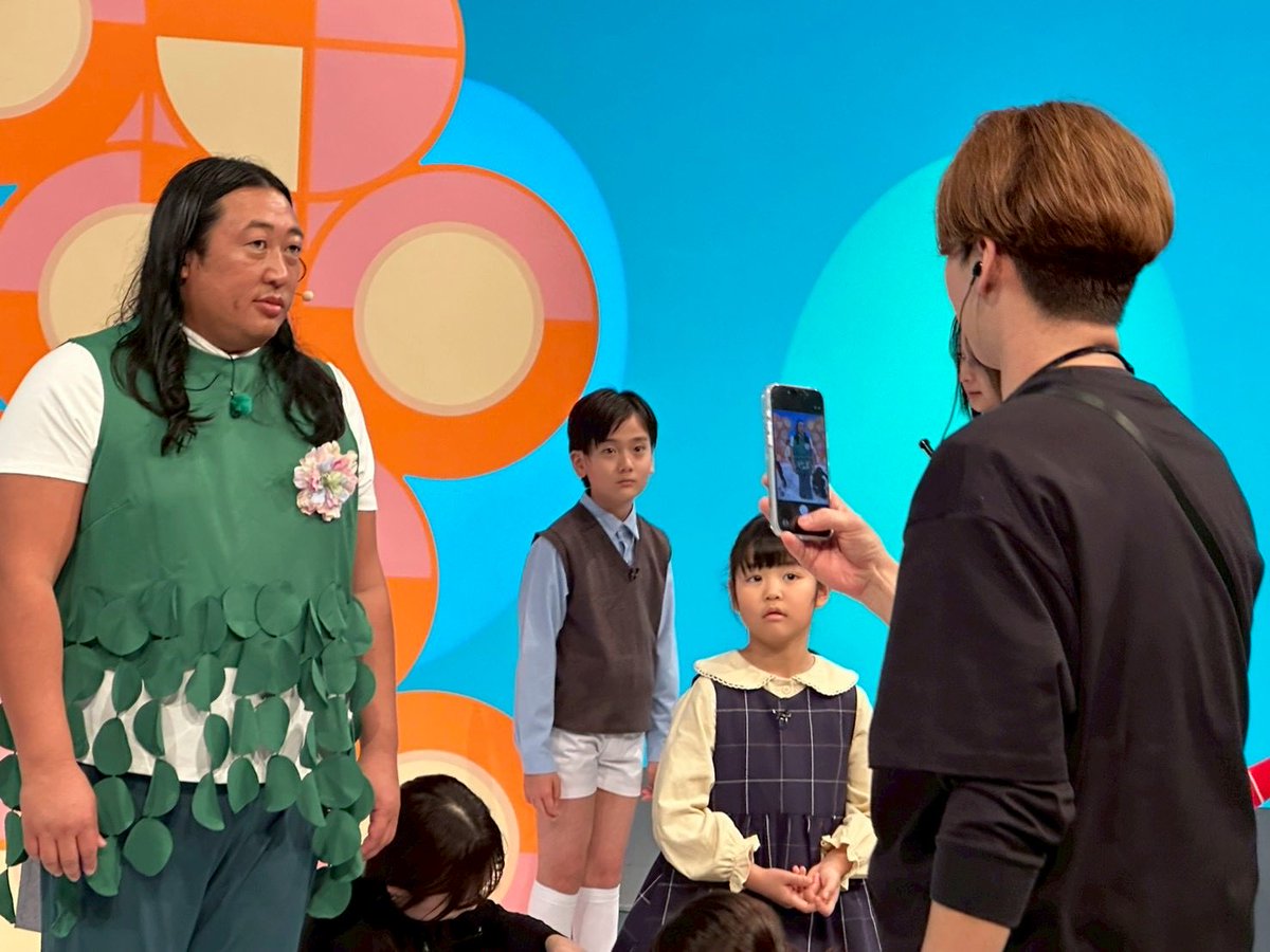 denkinokishida's tweet photo. #秋山歌謡祭2026 は先日無事に完成しました
放送がめちゃくちゃ楽しみです。

ここから告知、ショート動画やオフショット
オフ会の準備などなど進めていきます。
推仕事がたくさんあるのは幸せなことです！

YouTubeショート上がり始めてるので
是非見てくださいね❗️ https://t.co/hQ0ocDuia9