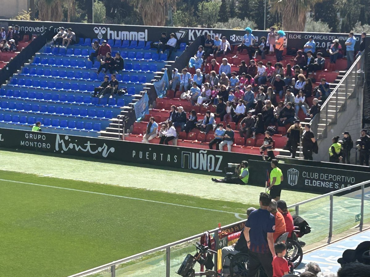 EL RECORD tweet media