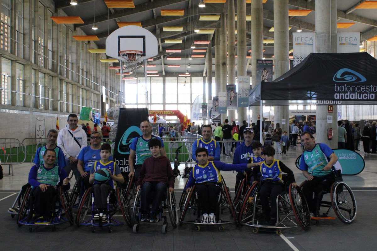 DABCadiz's tweet photo. Participación en IV feria del deporte y la vida sana en IFECA Jerez de la frontera (Cádiz).

@ayuntamientosanferna @diputaciondecadiz @andaluciajunta @fegadicocemfe @federacionfeddf @bsrespana @FADDF_ https://t.co/NB2mgGKHtG