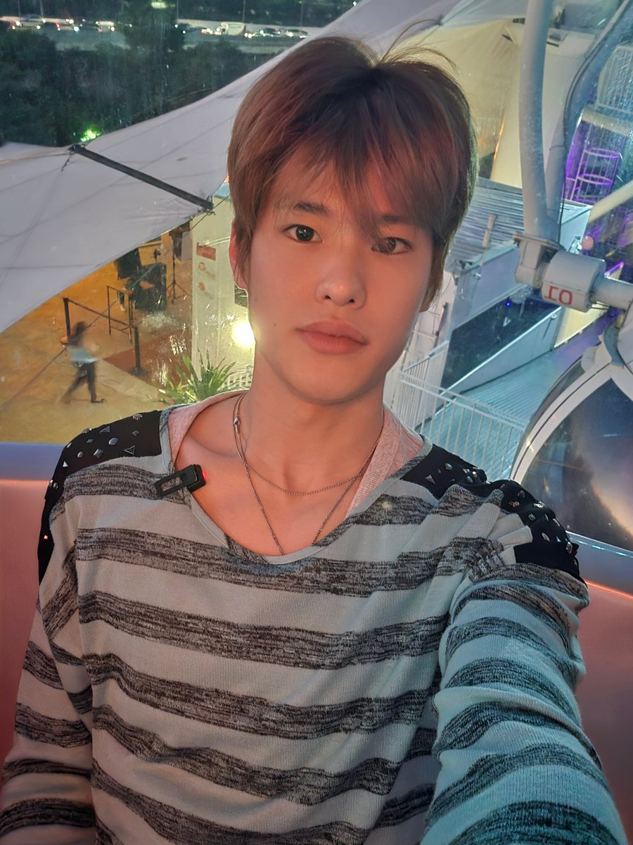 비닐 (그럼네가ㅇㅅㅎ지그럼뭔데어ㅅㅎ야그래ㅅㅎ야성뺐다성뺐다고) tweet media