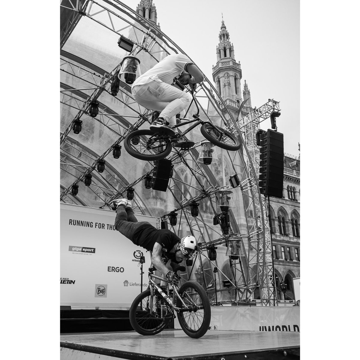 John Vink tweet media