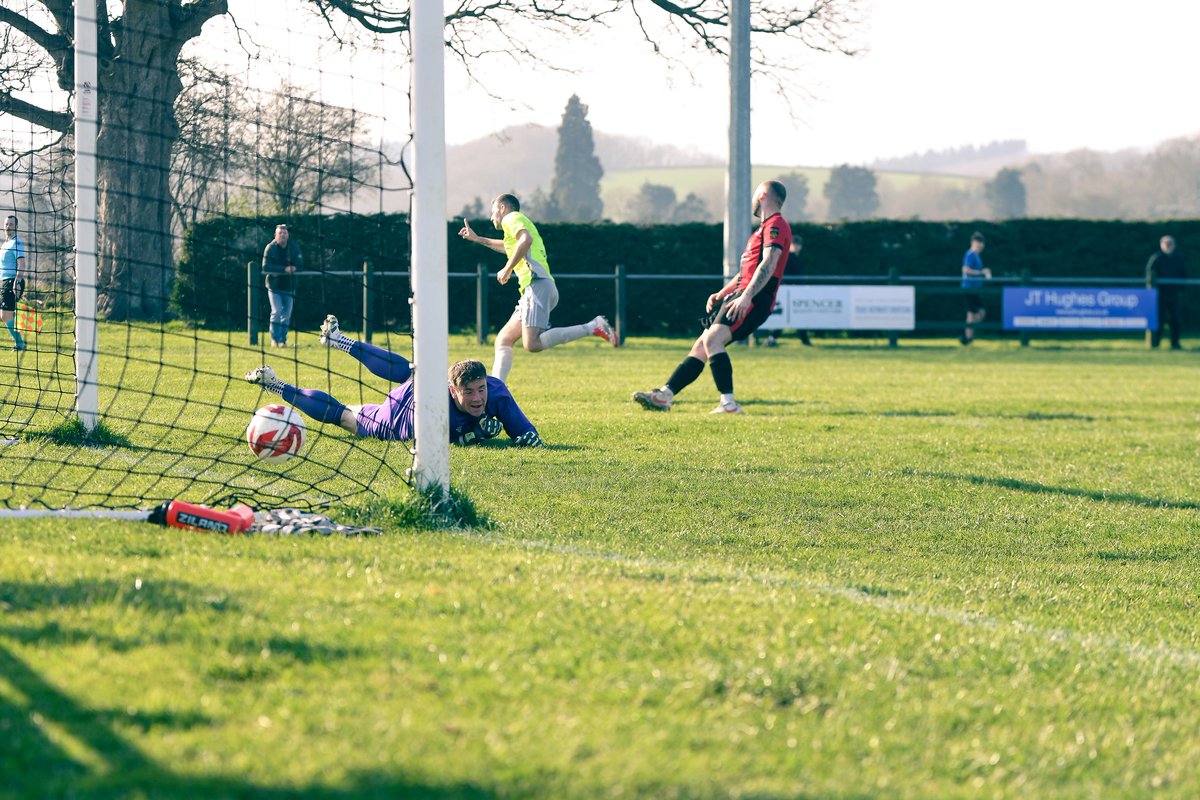 Alan_Comms tweet media