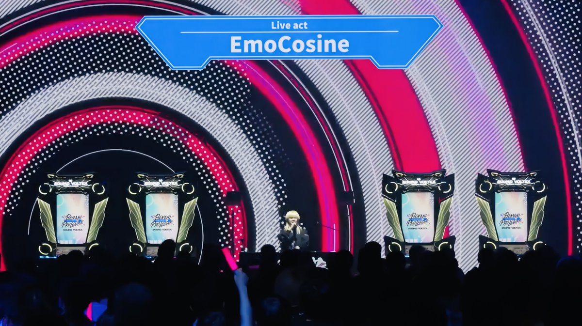 EmoCosine / エモコサイン tweet media