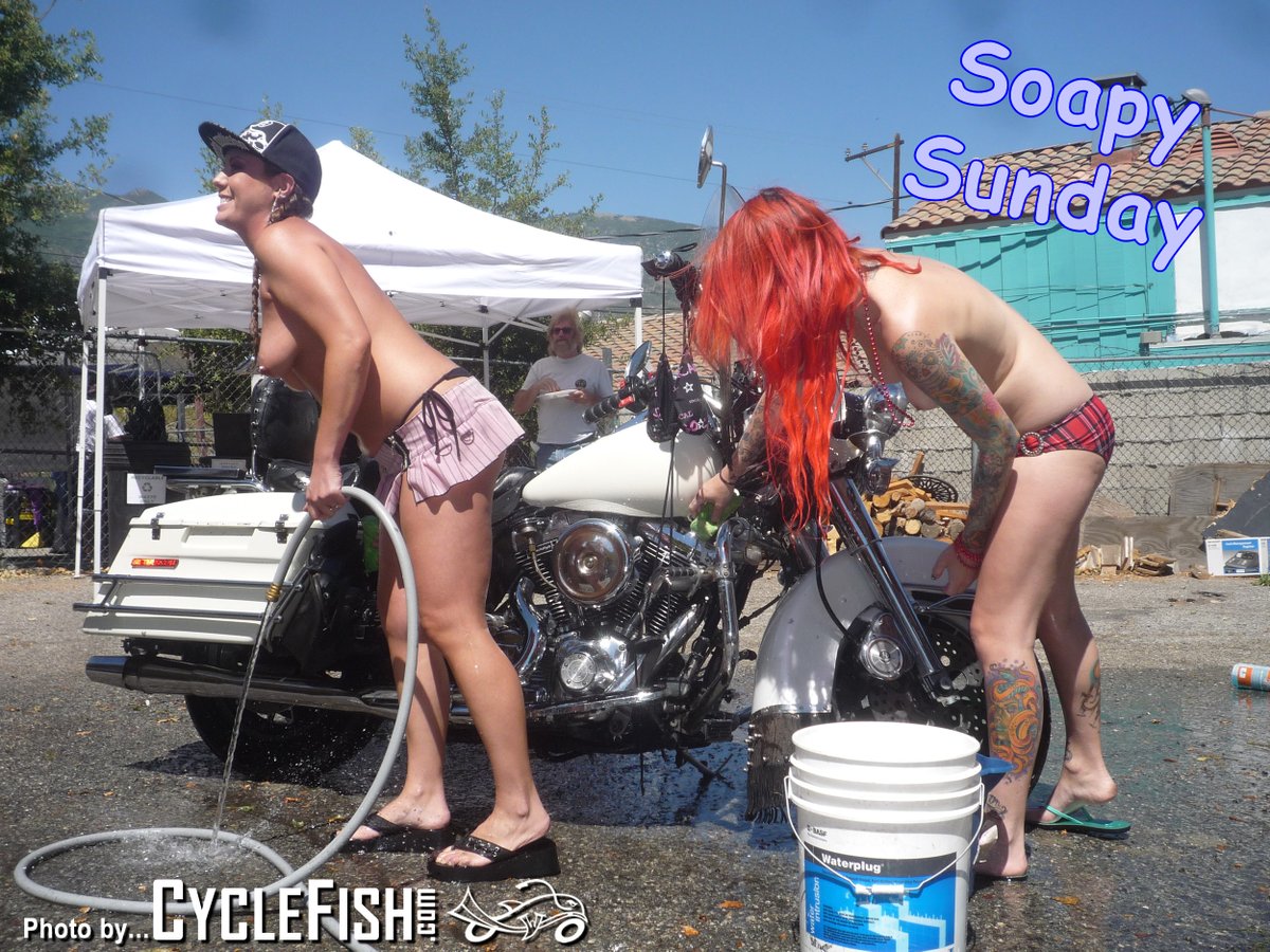 CycleFishEvents's tweet photo. Sunday is a good day to get the bike washed! https://t.co/K9QUf6Hb2c
#bikewash #bikinibikewash #baikebabe https://t.co/Xwc76I2Ghs