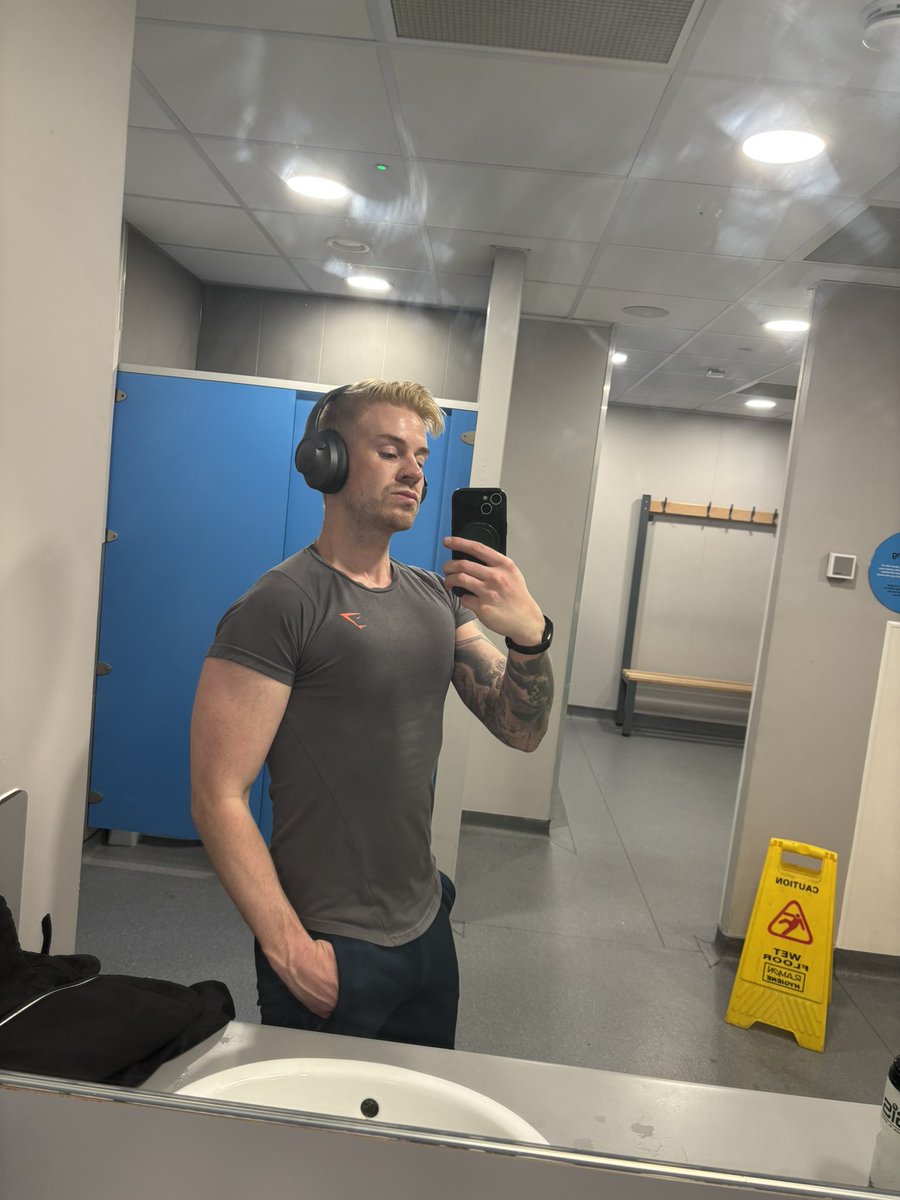 Luke T Wilko ✨ tweet media