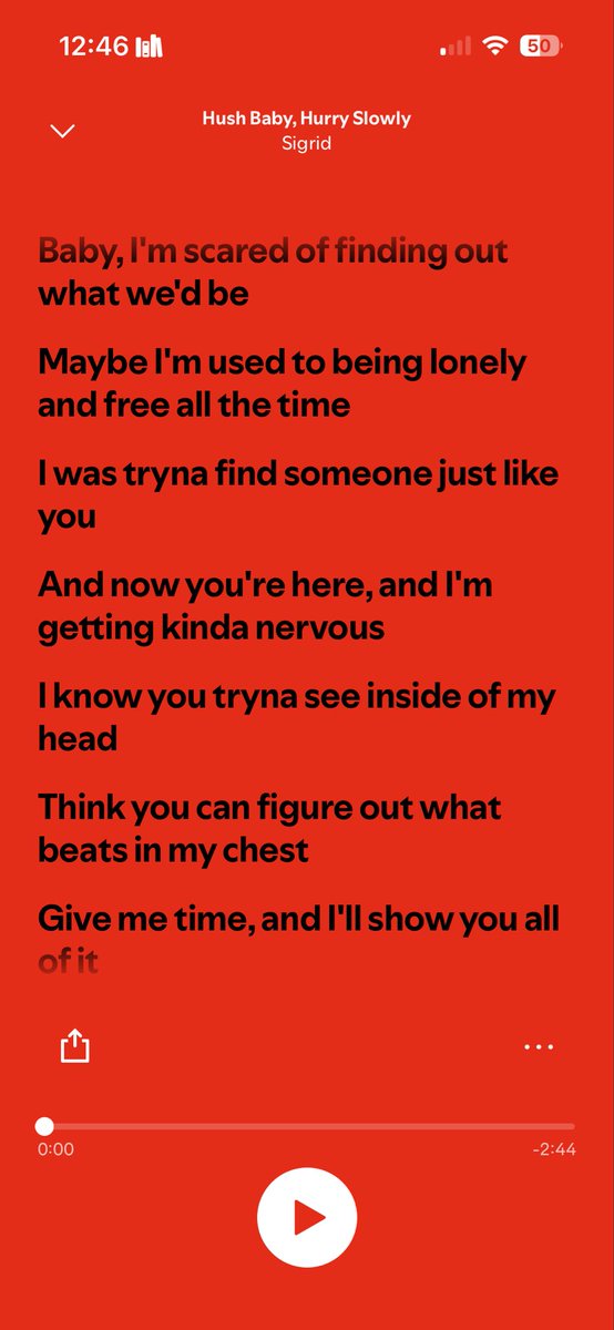 bee | cr: the goal 🏒 tweet media