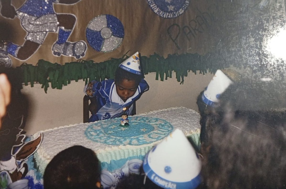 tomtom® pros íntimos tweet media