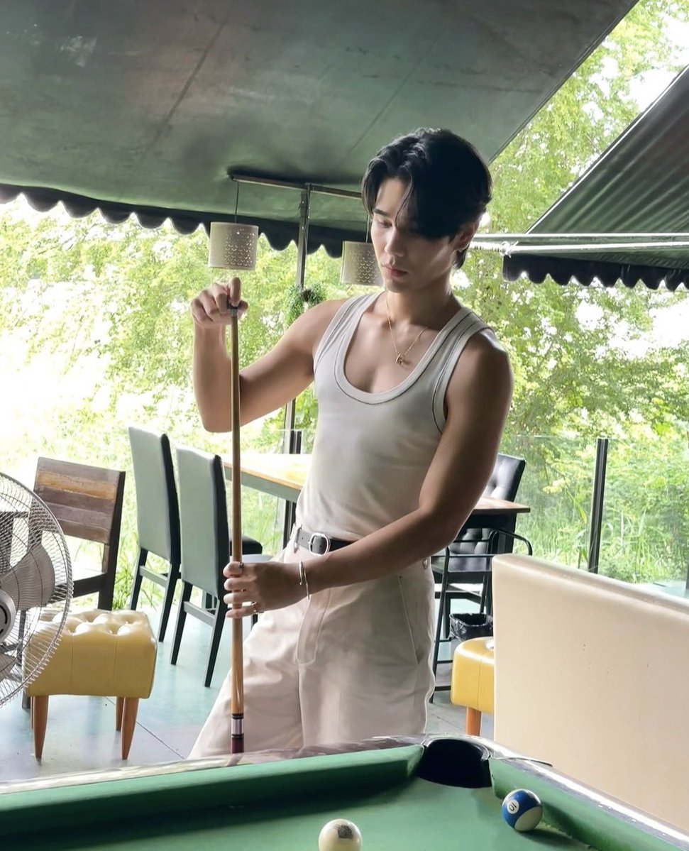 ชอบอะพี่น้องคู่นี้ ขอคนเข้าใจ 
เหมือนจริงๆนะ 

The big brother:            The little brother: