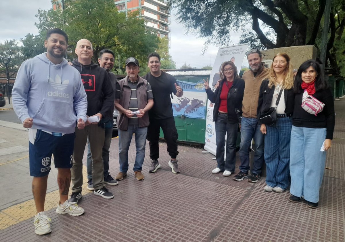 Agrupación LÍO tweet media