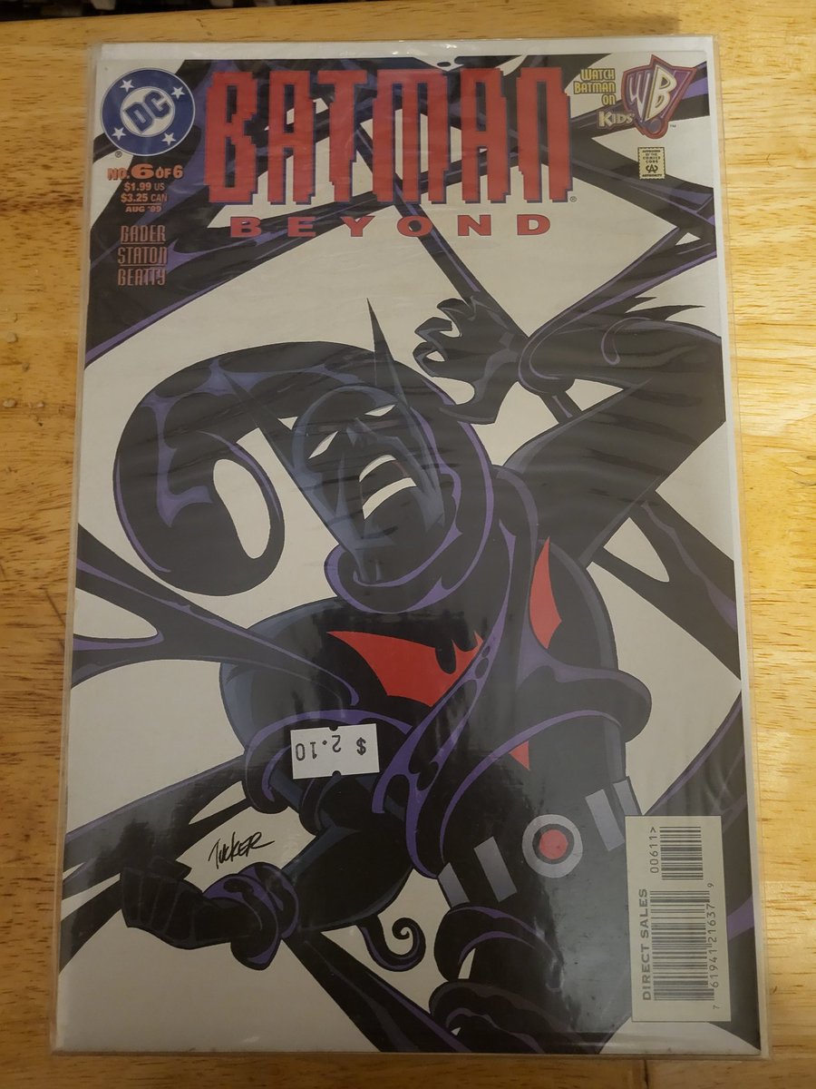 Connonedrum's tweet photo. I got one of my grail comic books yesterday. Its definitely going in the getting graded pile. Batman Beyond (WB) #9 the first appearance of Inque. I love how unique her character was. #batmanbeyond #inque #dccomics #incredibleconnonedrum #comicbooks https://t.co/WUt7bSC22i